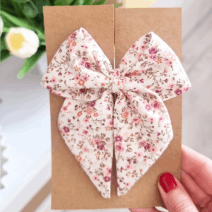 Kokardka Elen - spinka ecru w różowe kwiatuszki