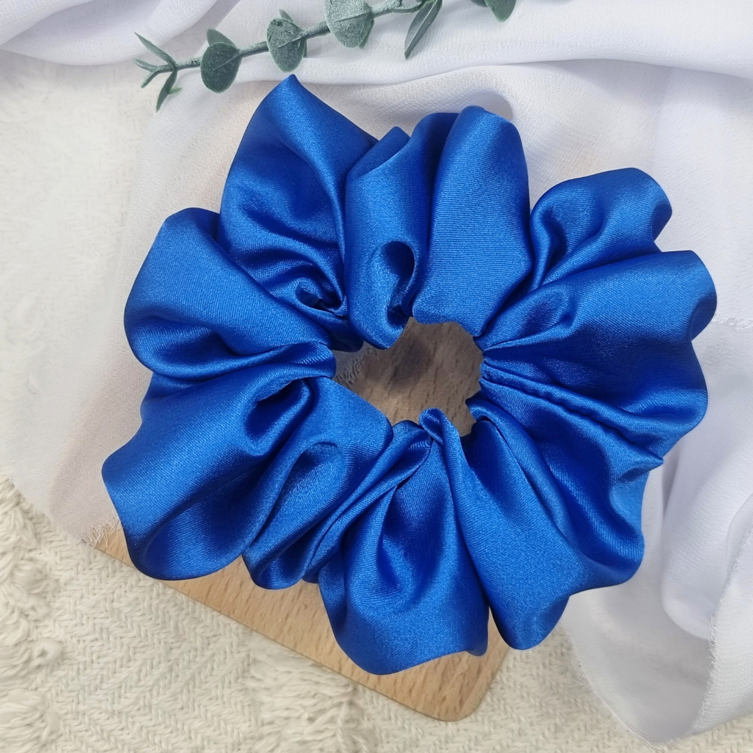 Scrunchie oversized niebieska - chaber