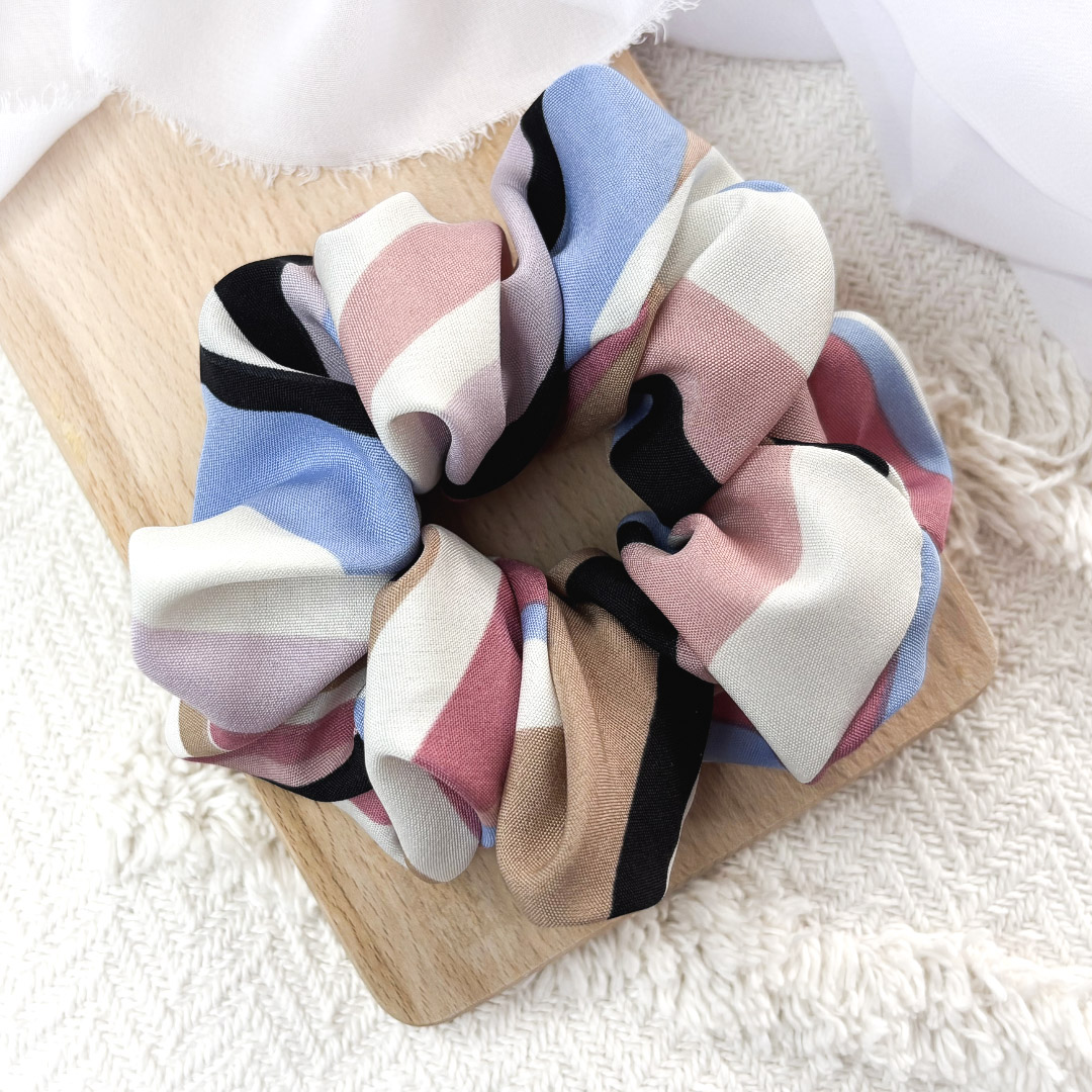 Scrunchie oversized kolorowe pastelowe paski