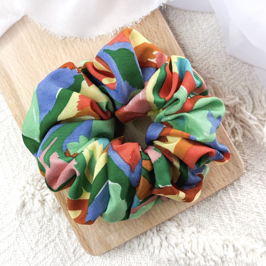 Scrunchie oversized kolorowe plamki